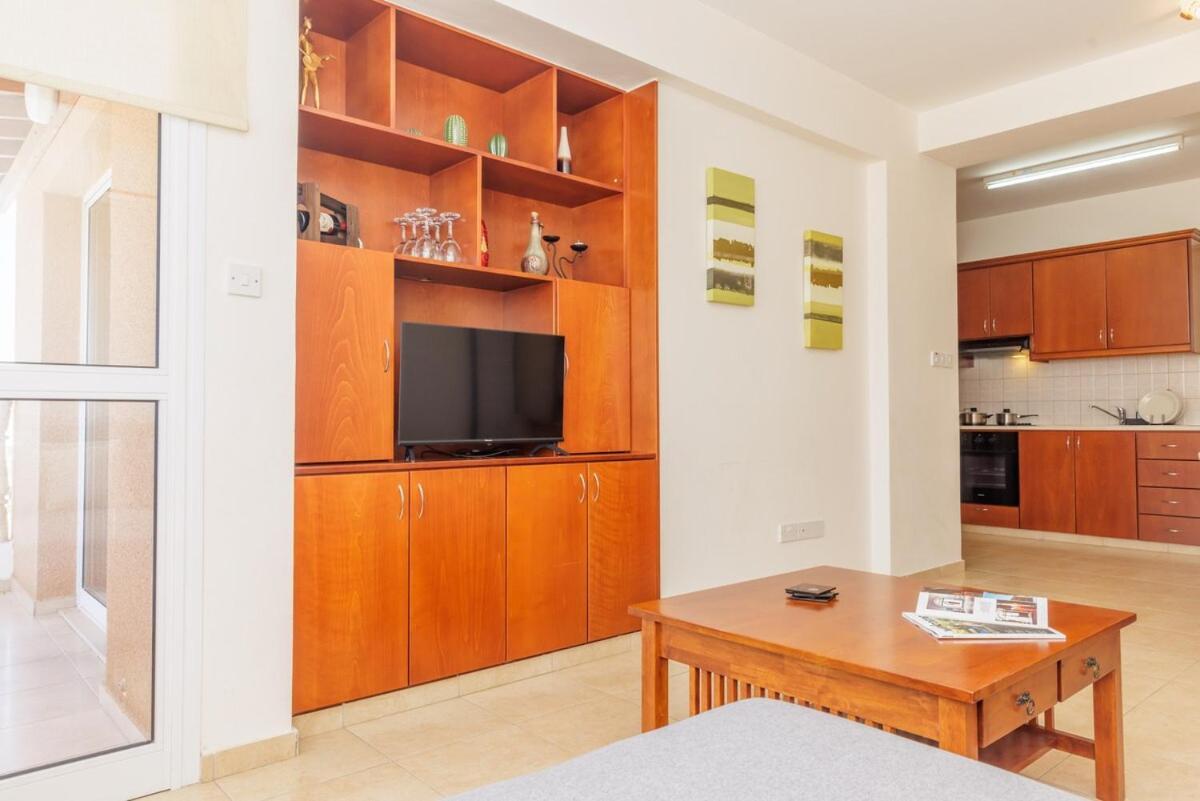 Walnut 1bed With Shared Pool Pafos